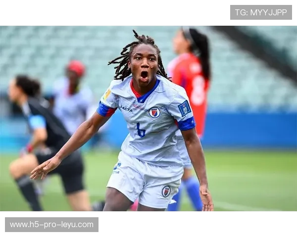 世界女足大赛绽放光芒，中外球员齐聚一堂，世界女足中国排名