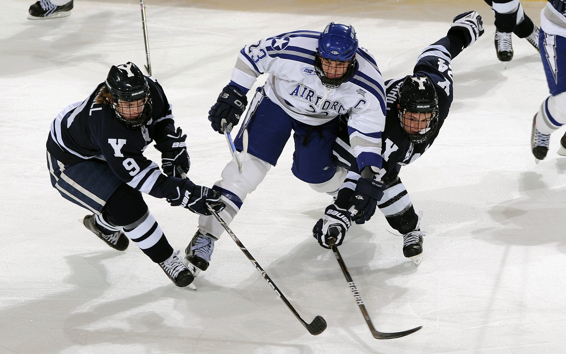 巴黎圣日耳曼稳步跻身榜首，豪取多连胜